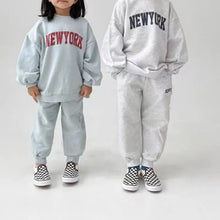 Load image into Gallery viewer, Sweatshirts+ Pant Suits 2PCS Girls/Boys
